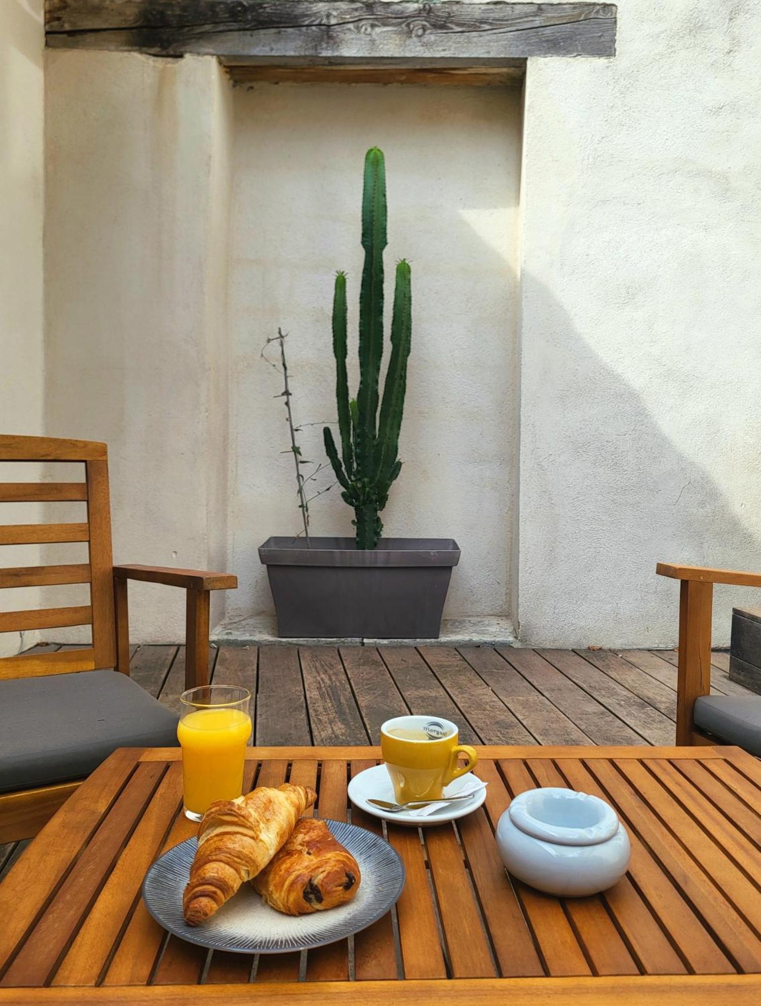 Maison D'Hotes Les Varietes Saint-Rémy-de-Provence Εξωτερικό φωτογραφία