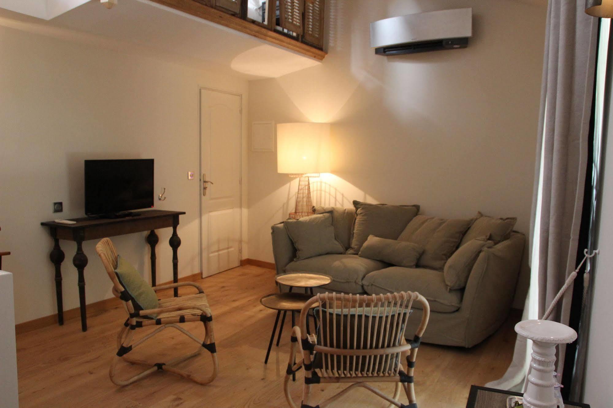 Maison D'Hotes Les Varietes Saint-Rémy-de-Provence Εξωτερικό φωτογραφία